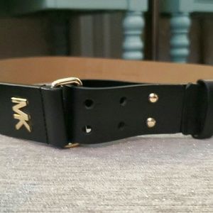 Never worn Michael Kors Woman's Belt